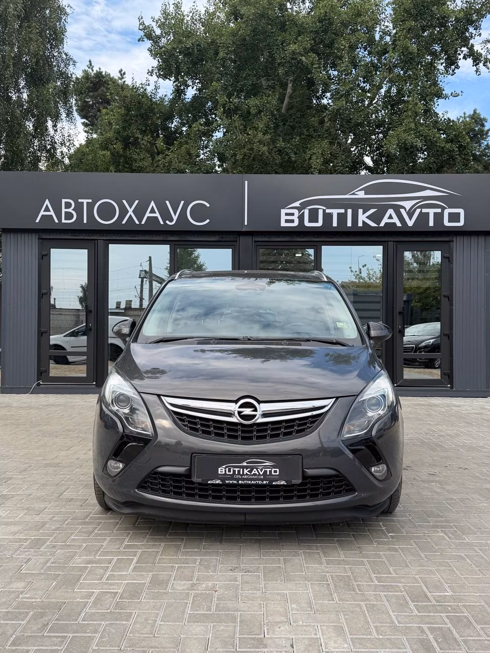 Opel Zafira фото 2