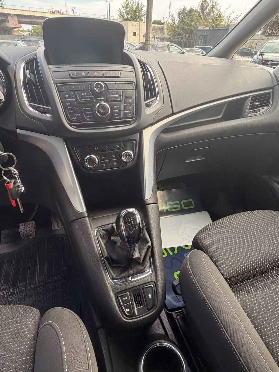 Opel Zafira фото 14