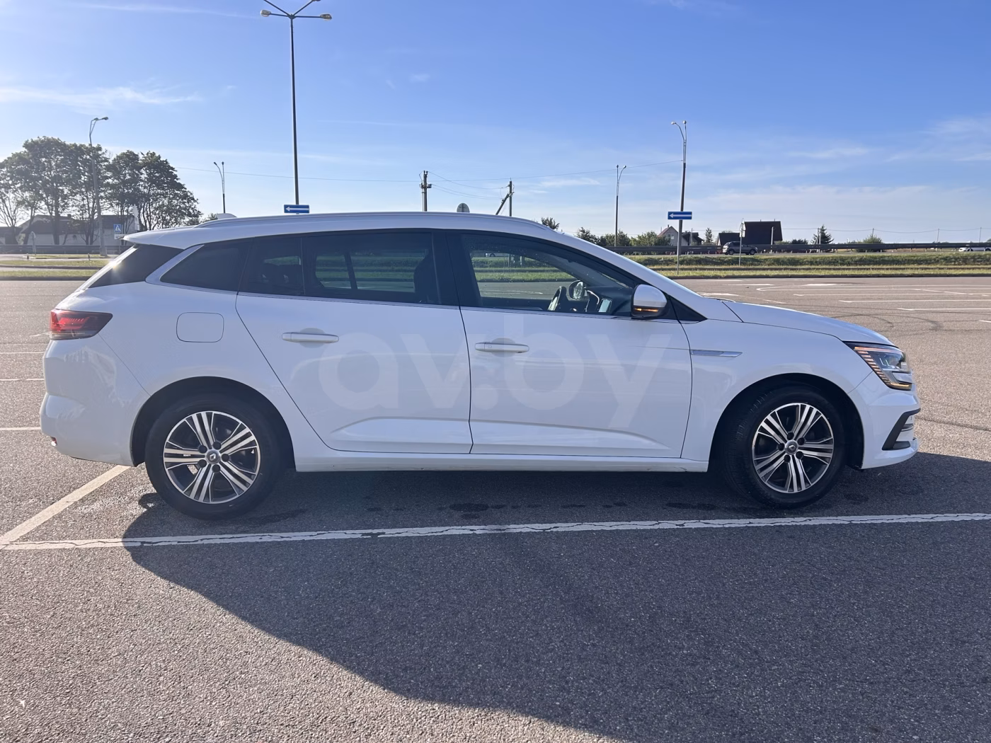 Renault Megane фото 2