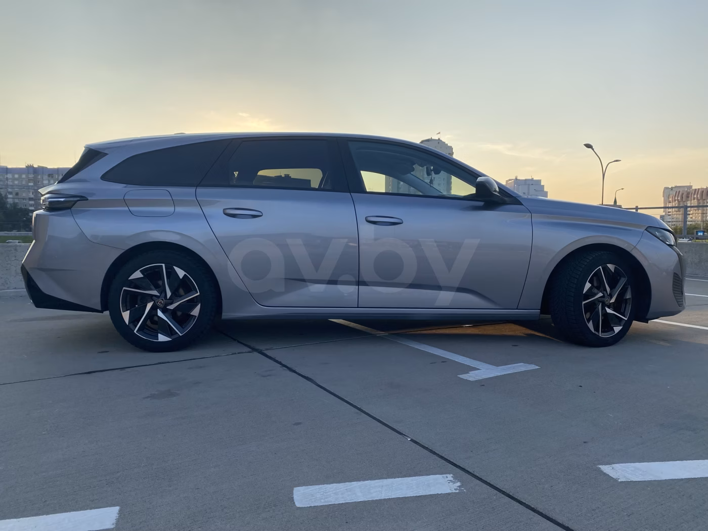 Peugeot 308 фото 3