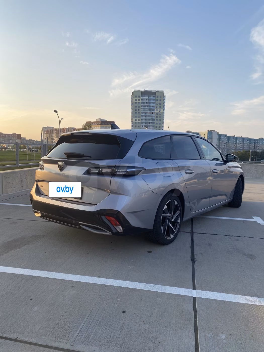 Peugeot 308 фото 6