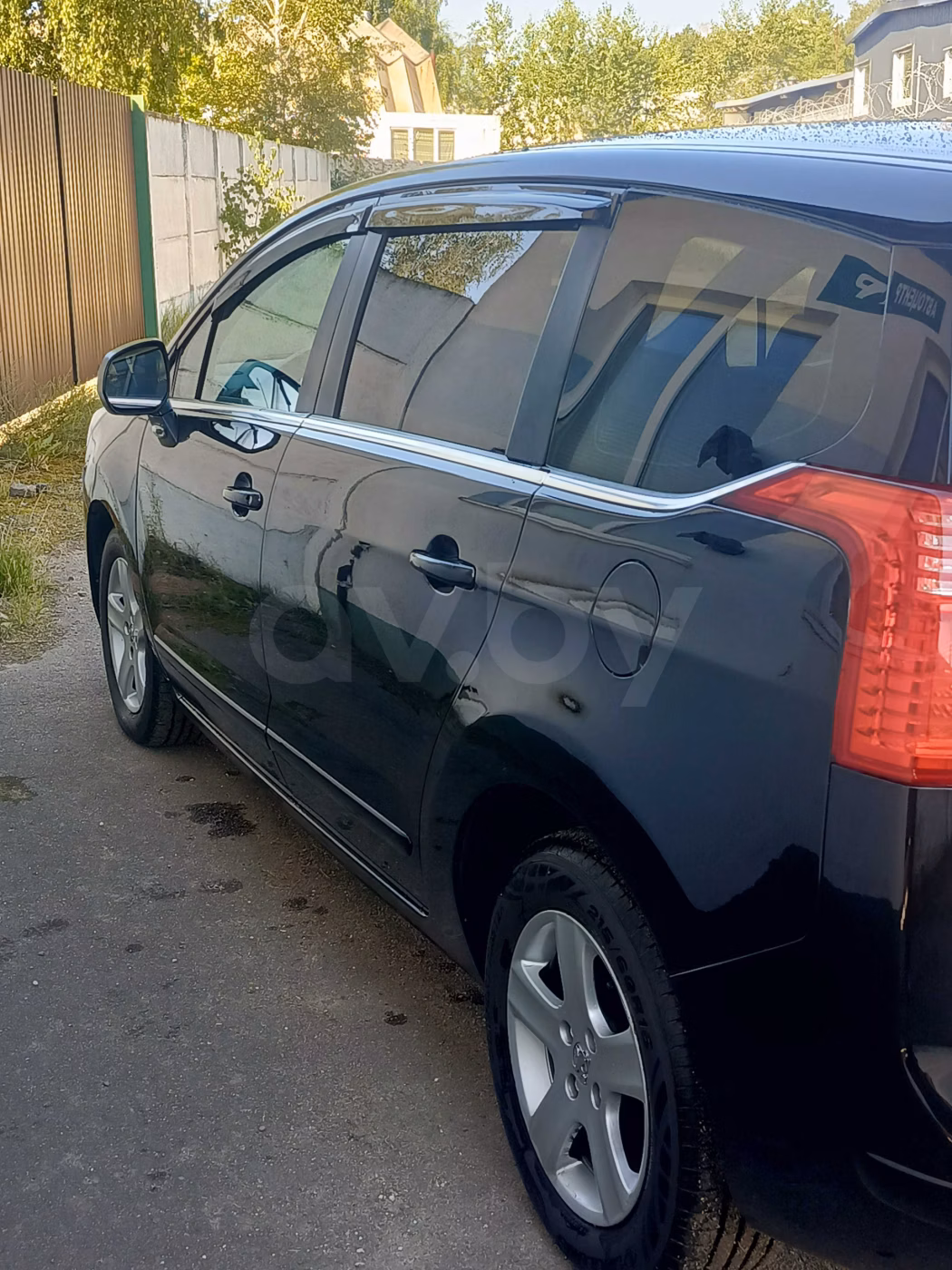 Peugeot 5008 фото 5