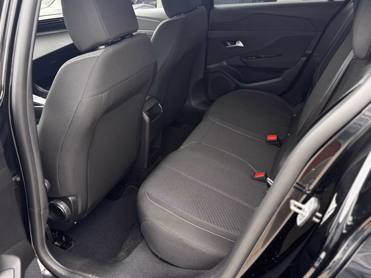 Peugeot 308 фото 13