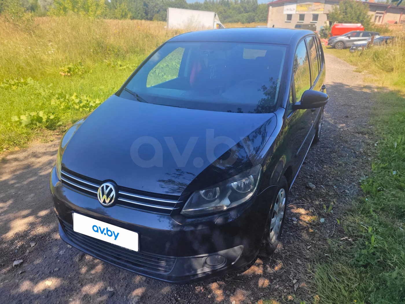 Volkswagen Touran фото 3