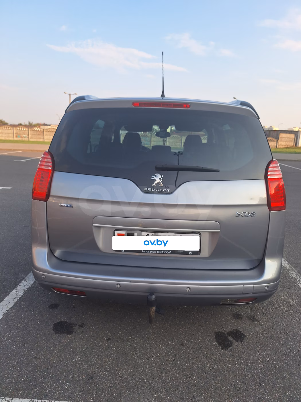 Peugeot 5008 фото 5