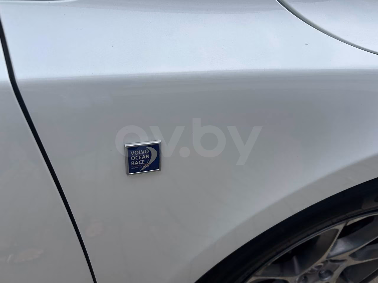 Volvo V40 фото 14