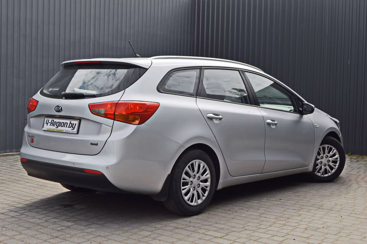 Kia Cee'd фото 7