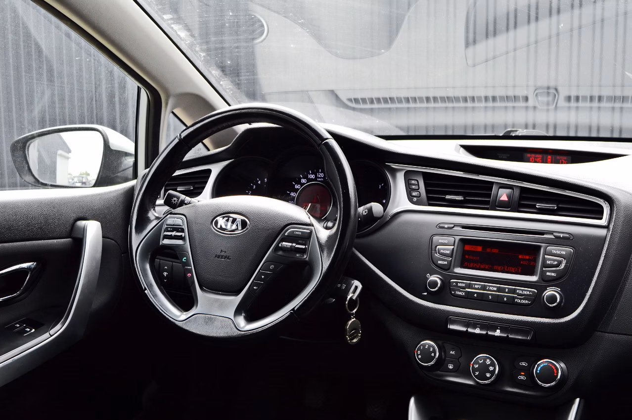 Kia Cee'd фото 14
