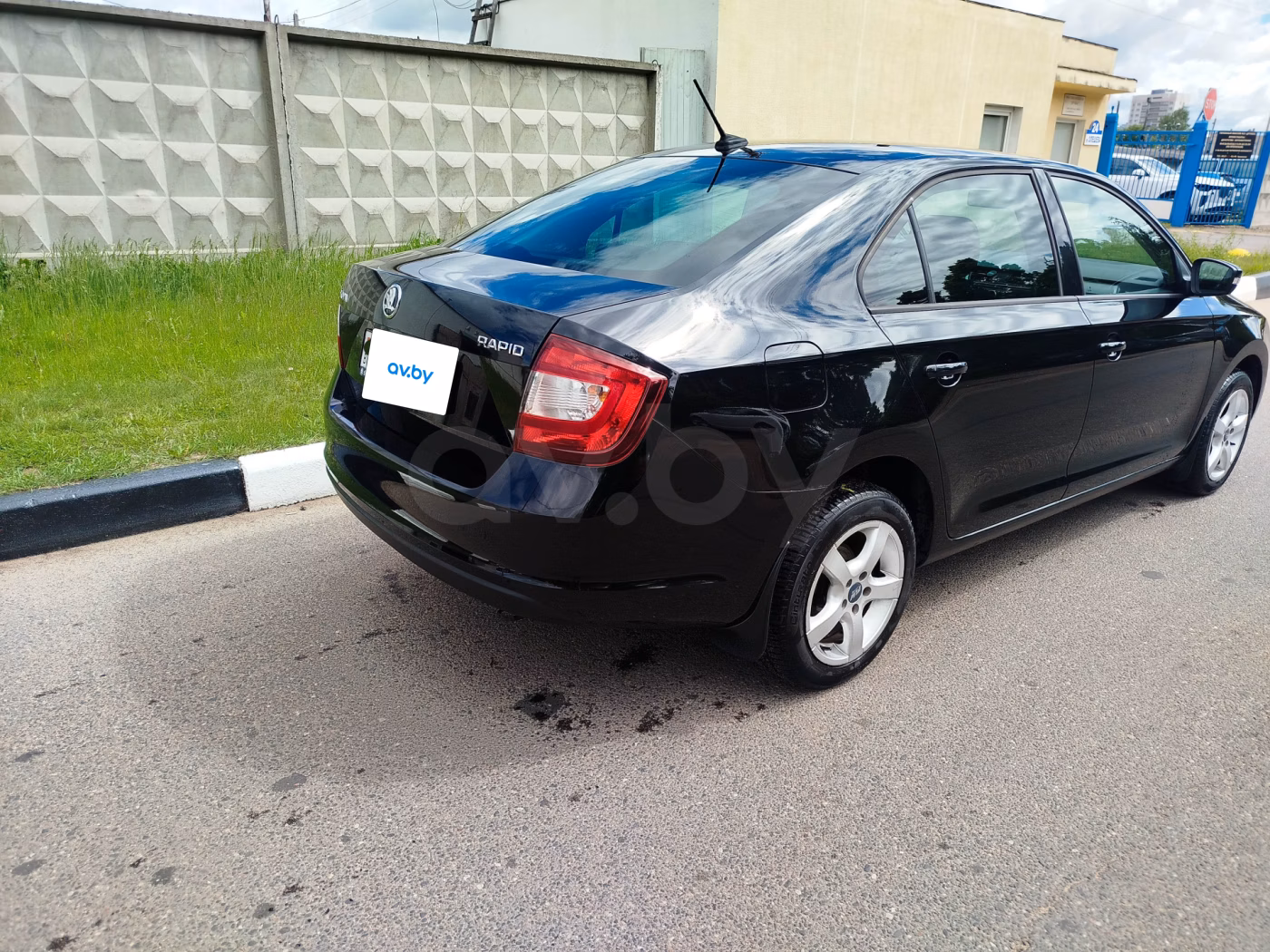 Skoda Rapid фото 3