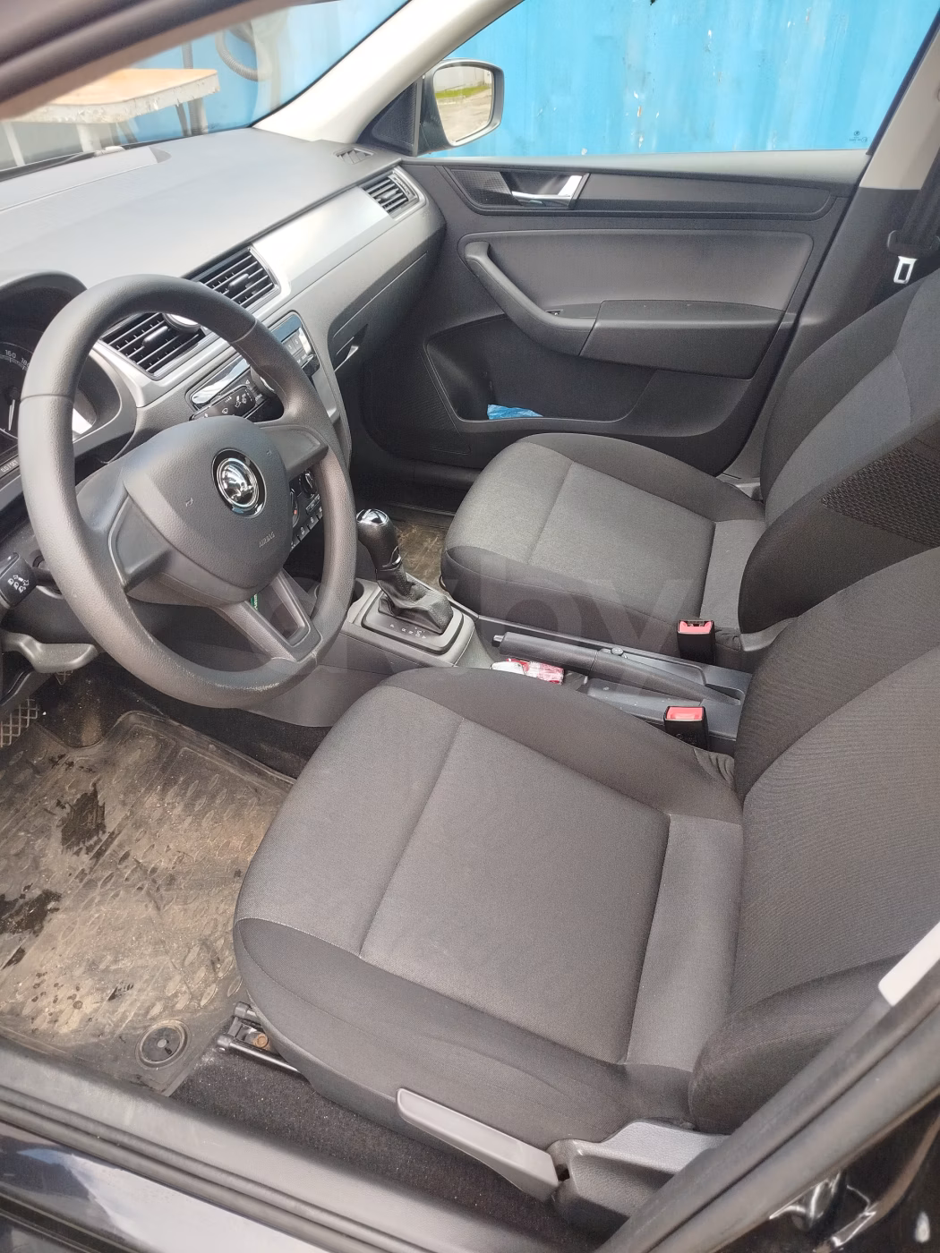 Skoda Rapid фото 9