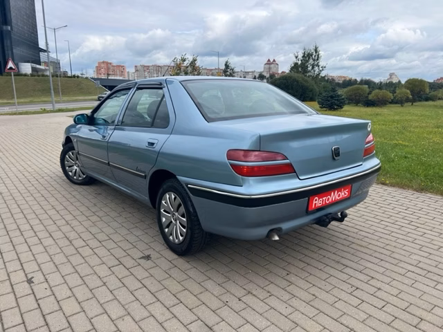 Peugeot 406 фото 7