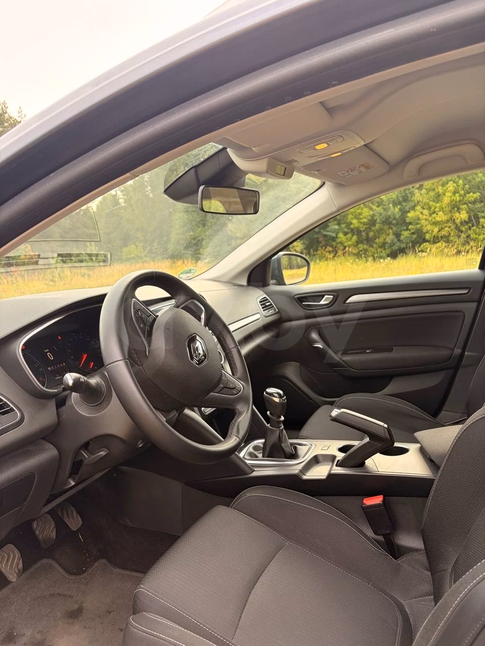 Renault Megane фото 9