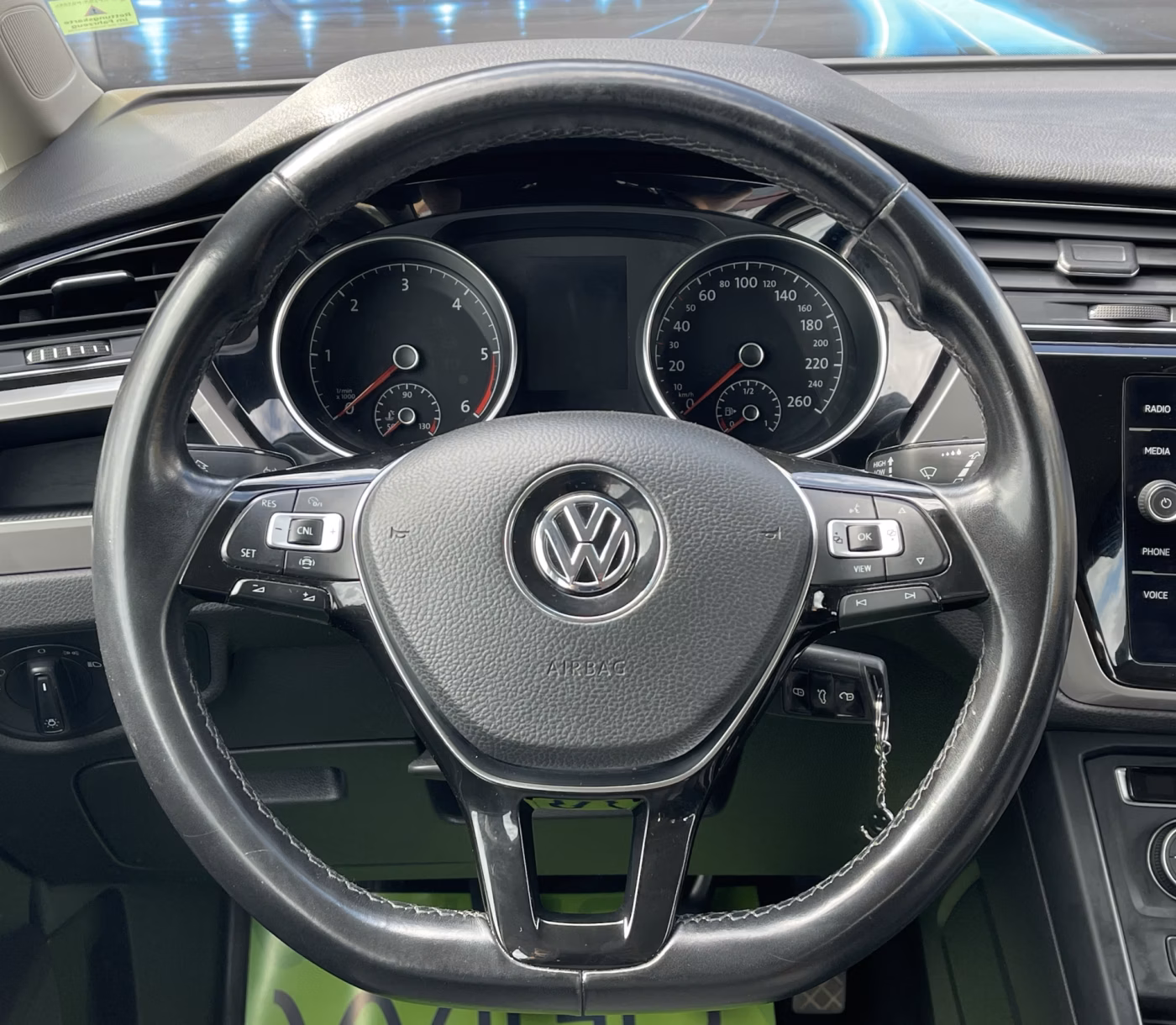 Volkswagen Touran фото 20