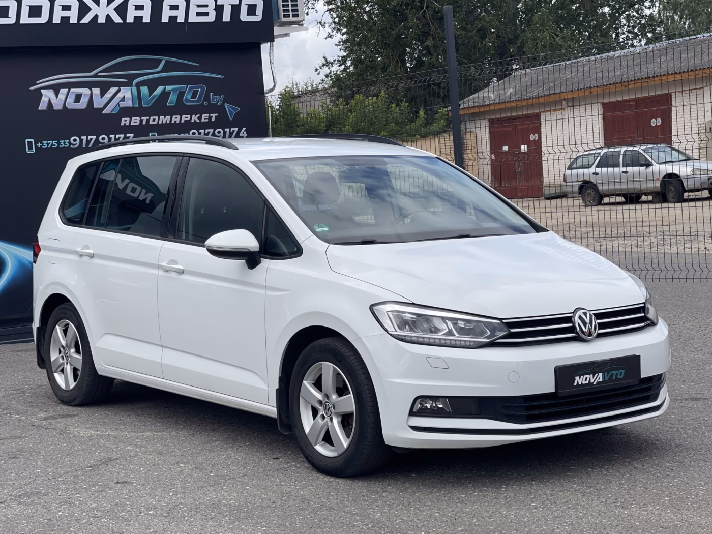 Volkswagen Touran фото 3