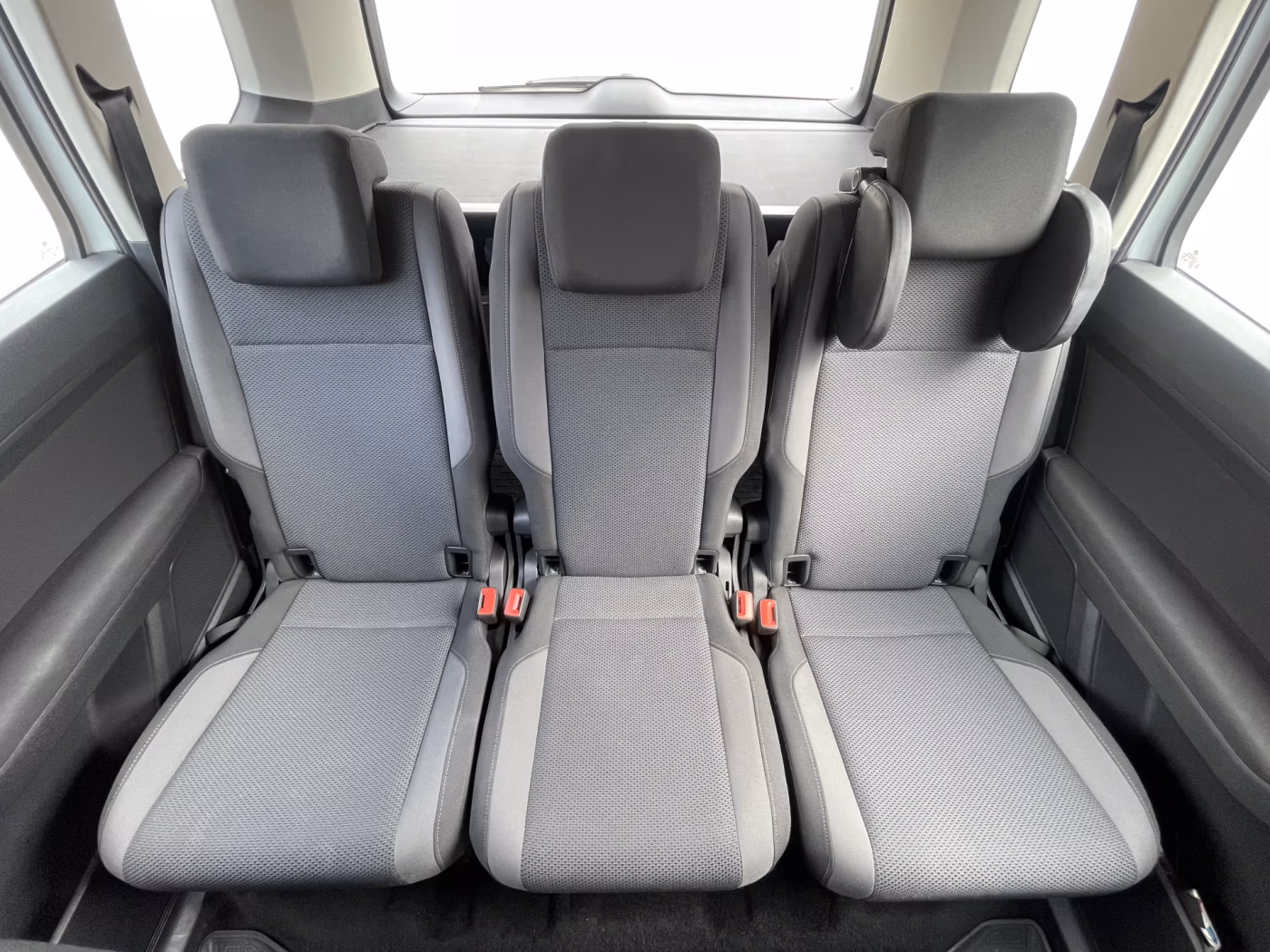 Volkswagen Touran фото 11