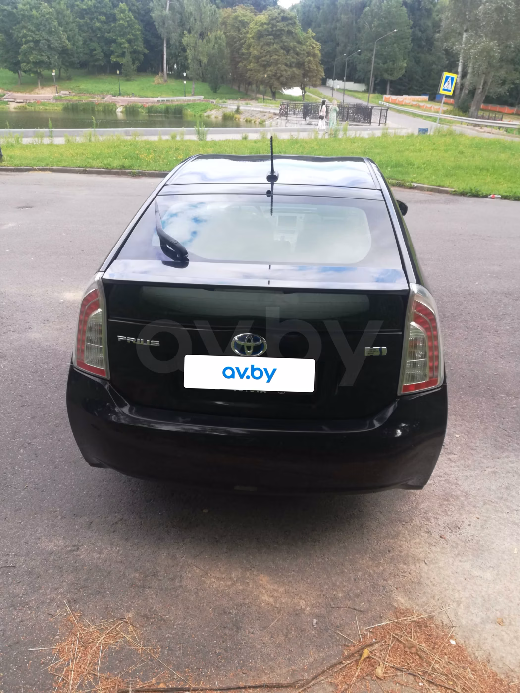 Toyota Prius фото 9