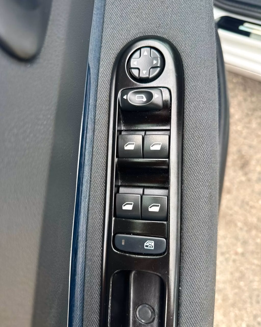 Peugeot 3008 фото 11