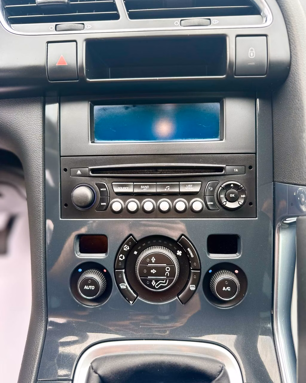 Peugeot 3008 фото 15