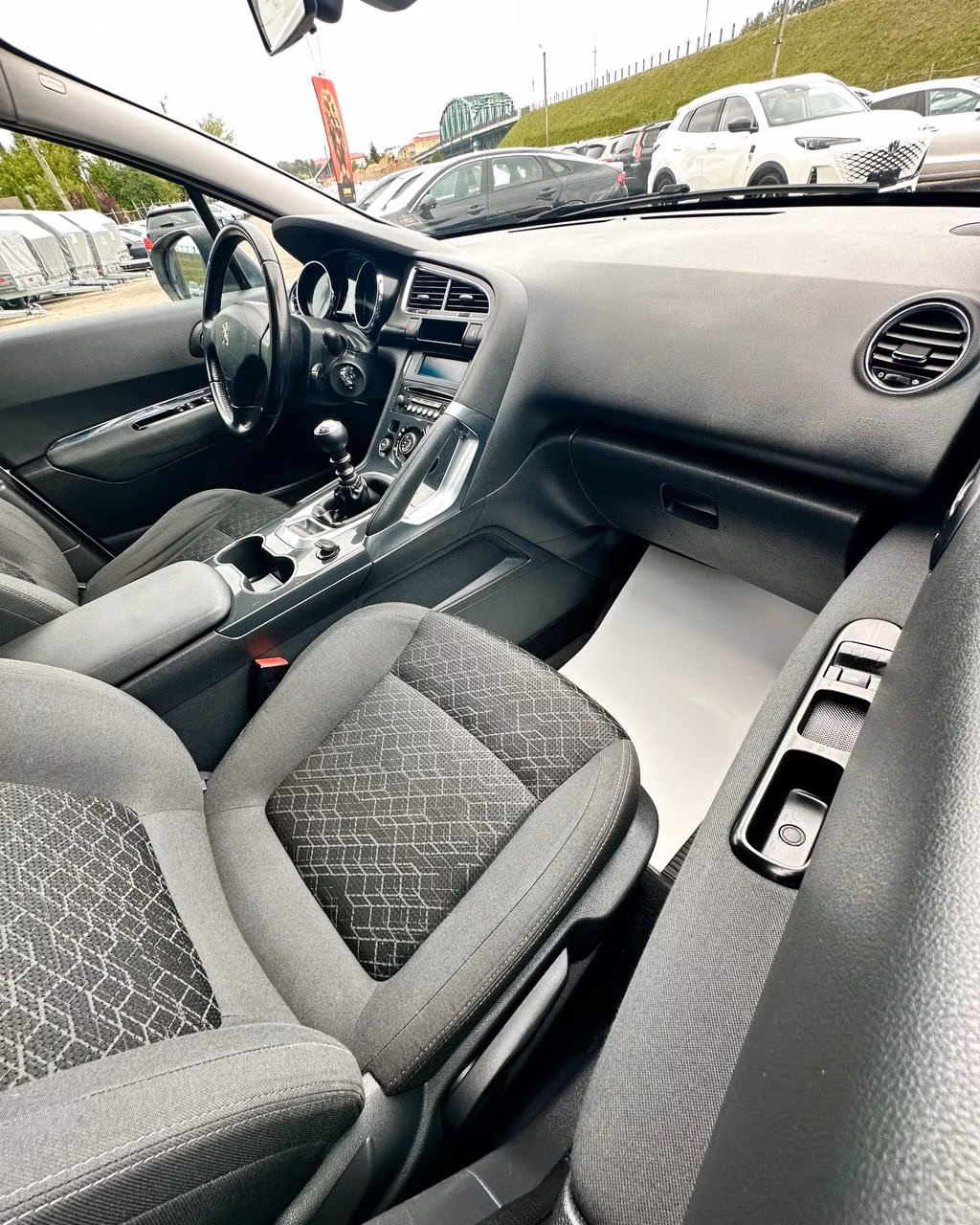 Peugeot 3008 фото 19