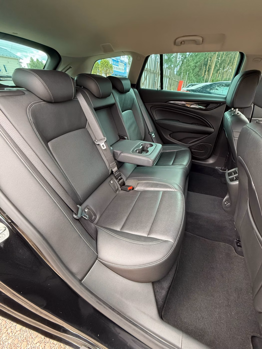 Opel Insignia фото 12
