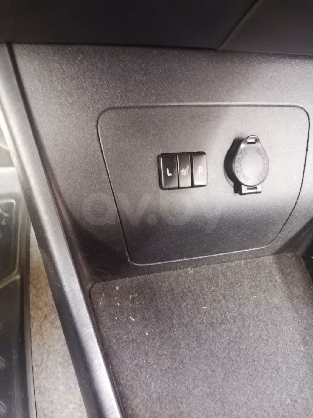 Toyota Prius фото 10