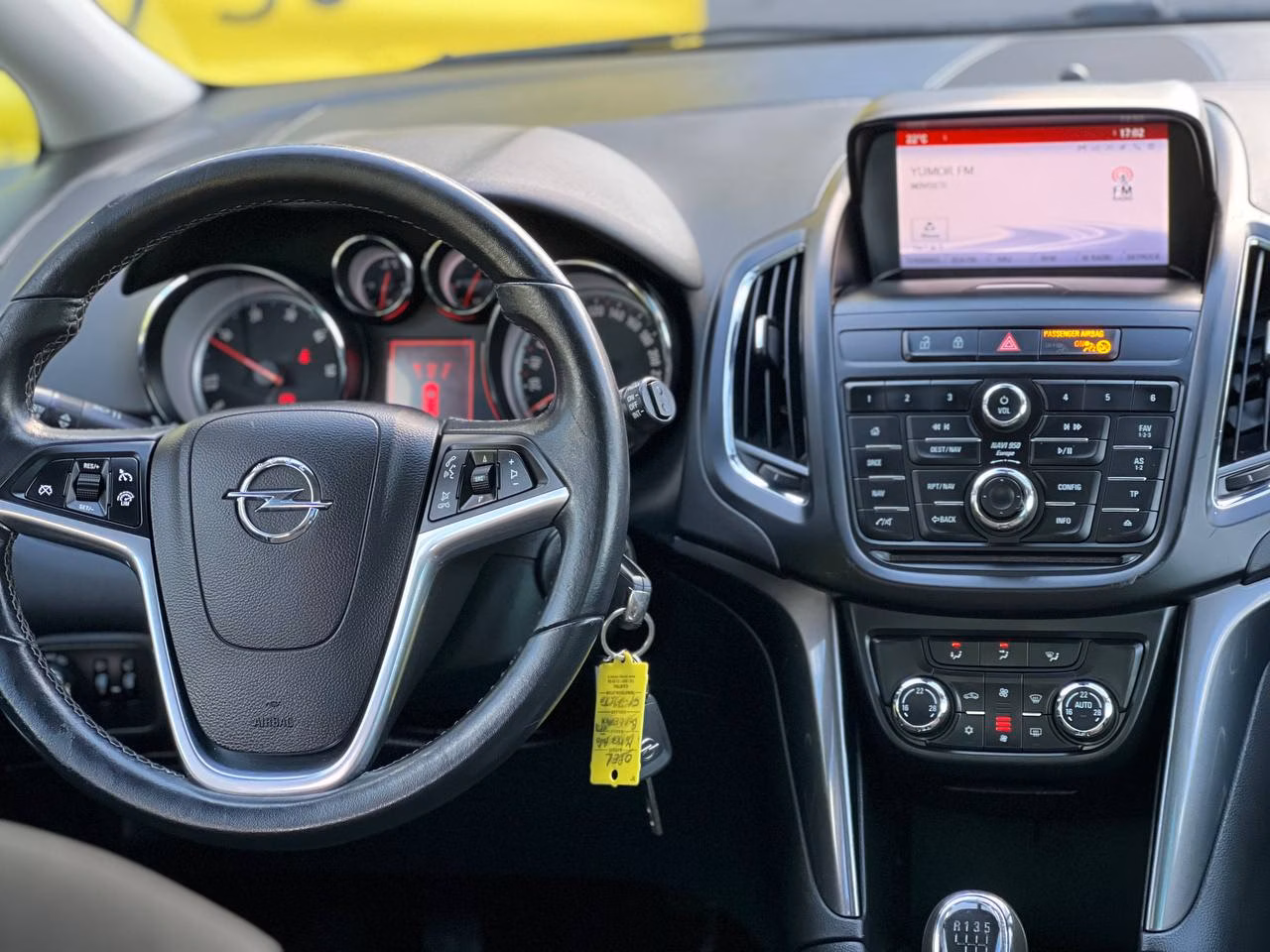 Opel Zafira фото 25