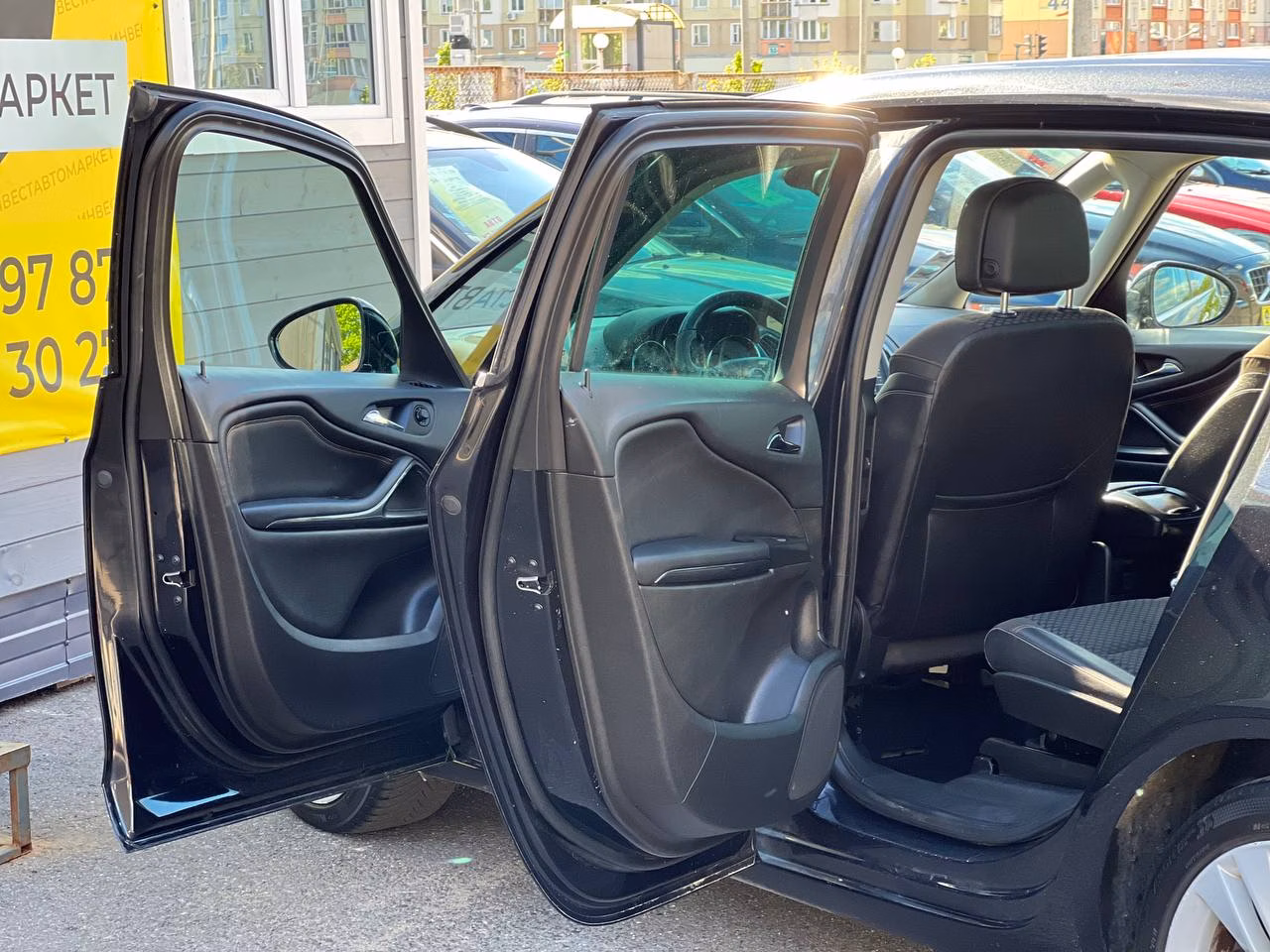 Opel Zafira фото 18