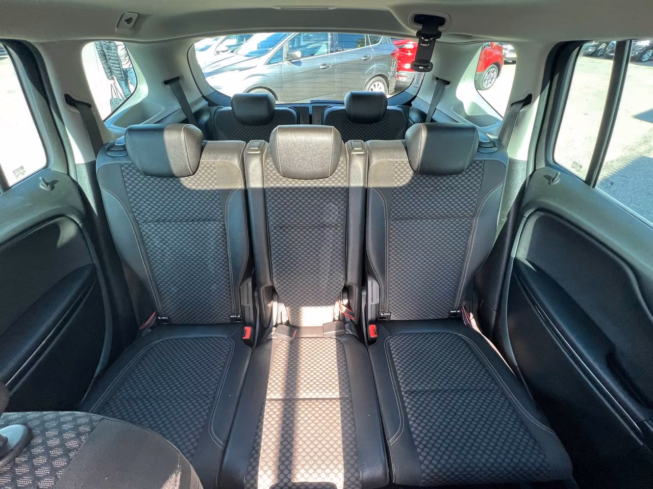 Opel Zafira фото 19