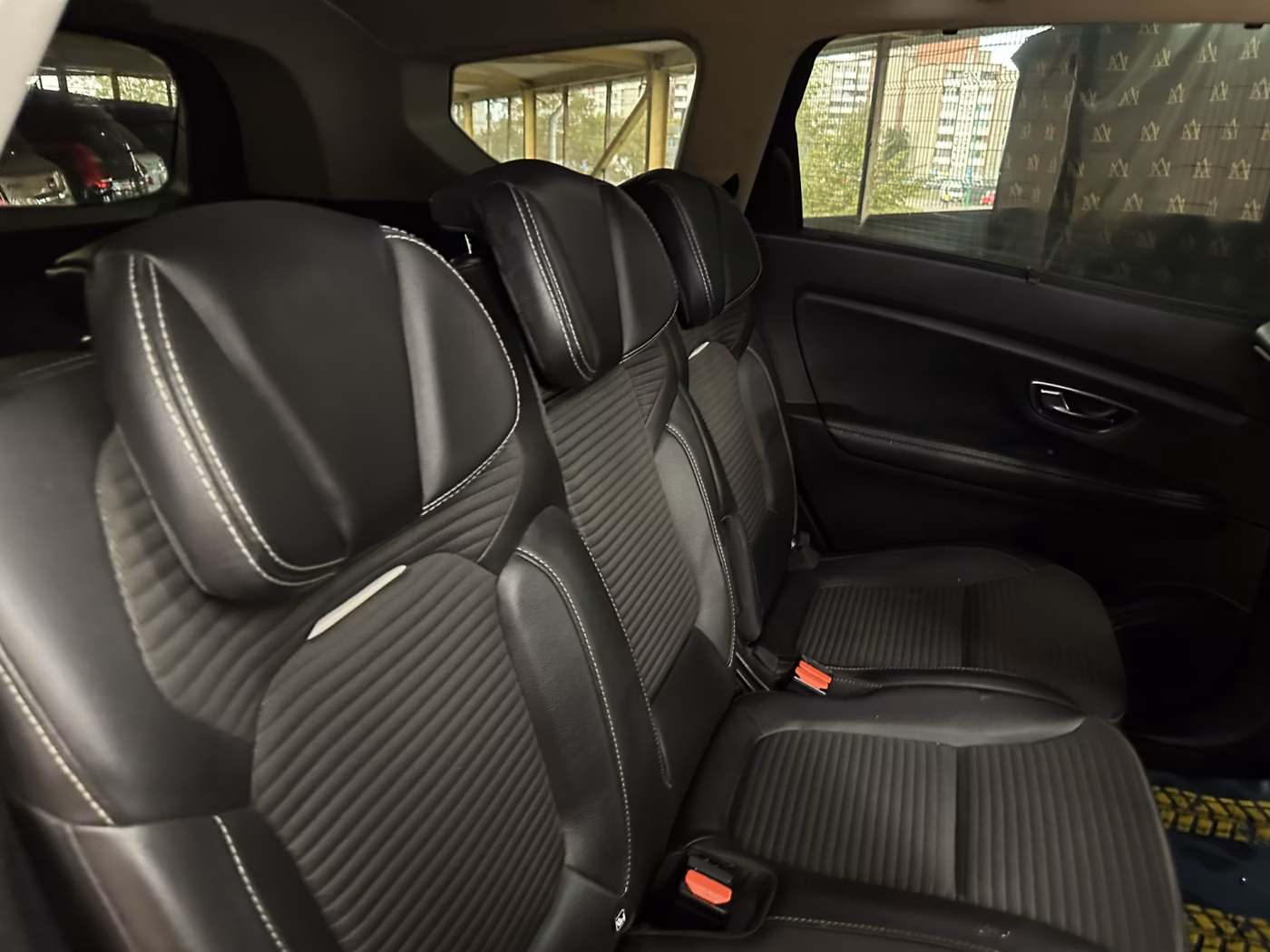 Renault Grand Scenic фото 24