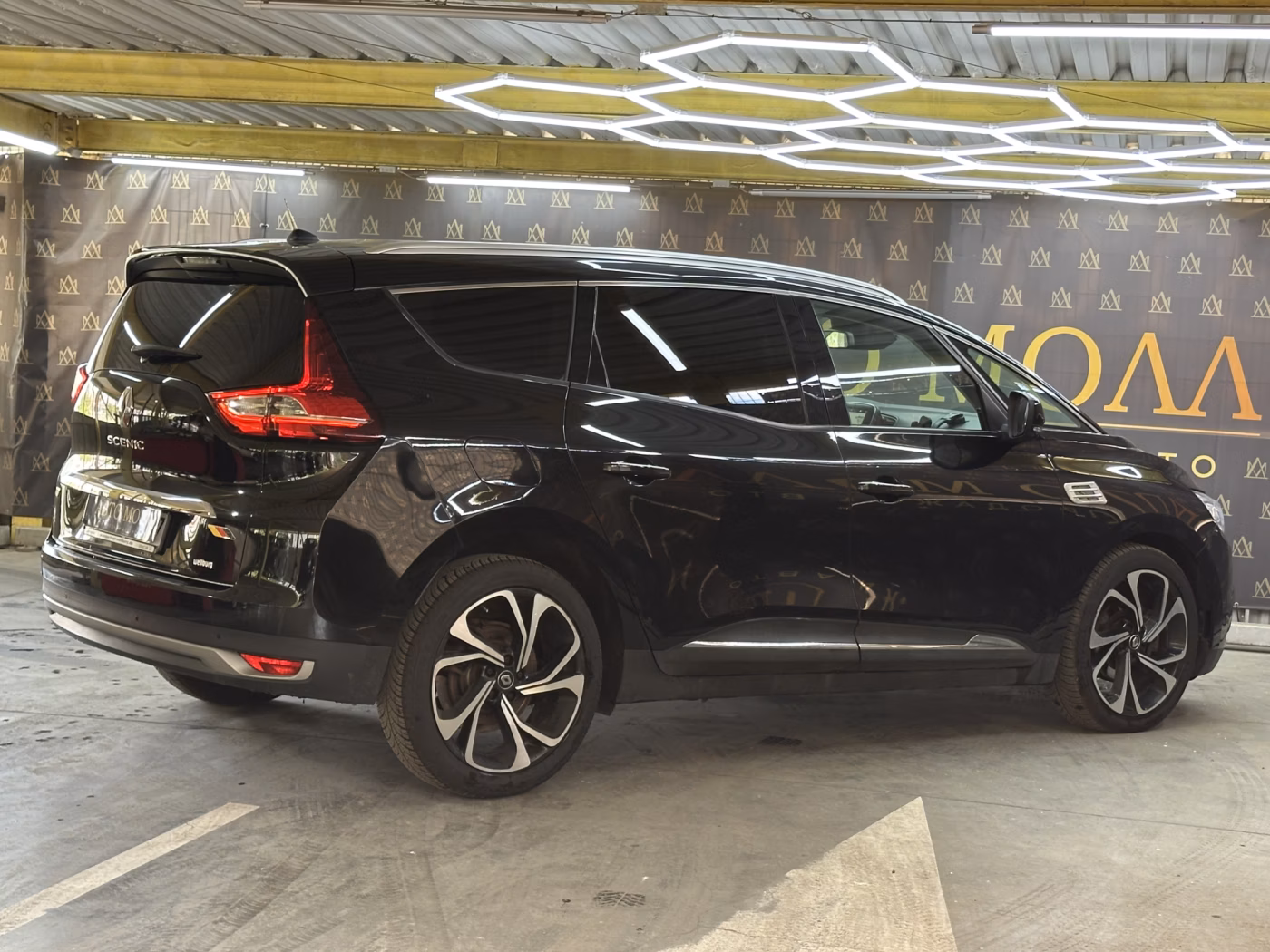 Renault Grand Scenic фото 9