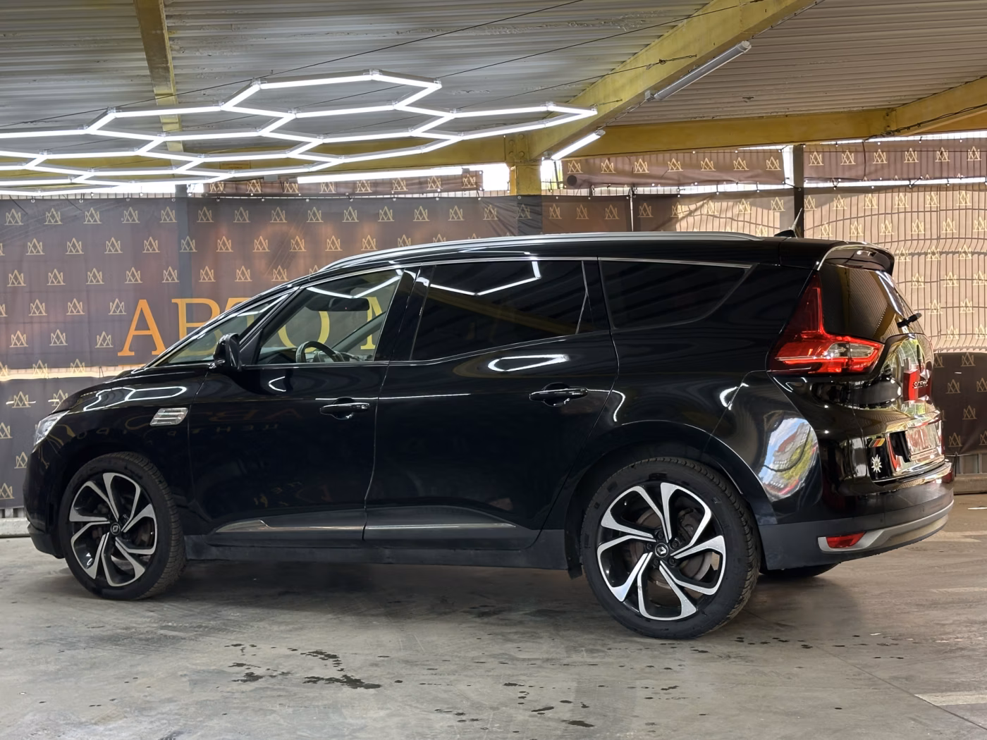 Renault Grand Scenic фото 7