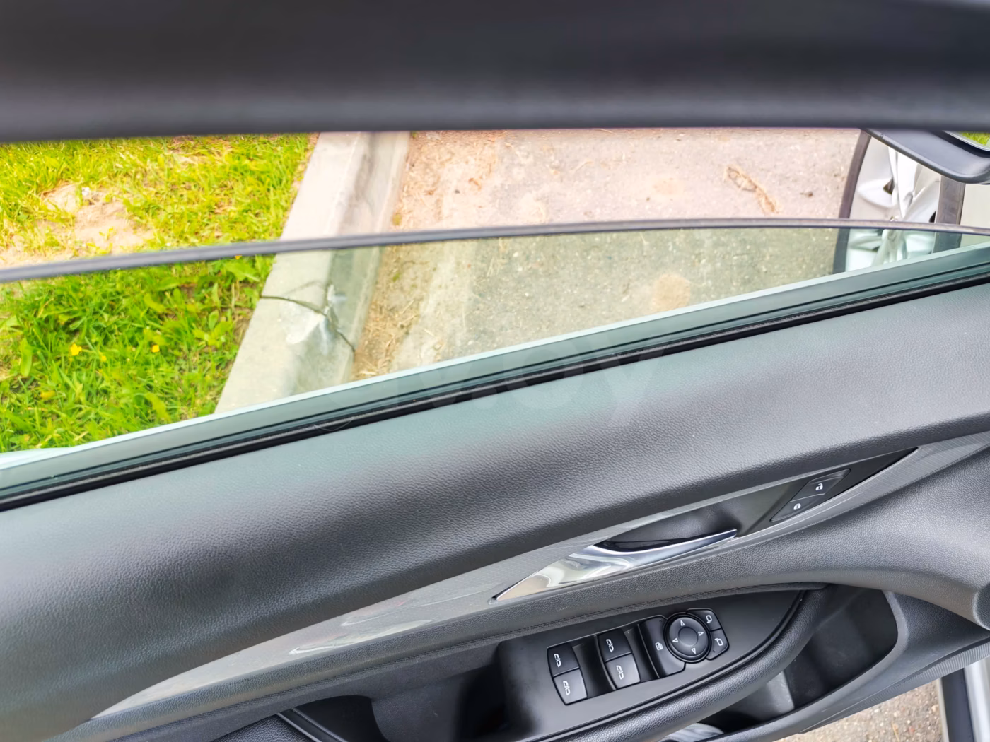 Opel Insignia фото 19