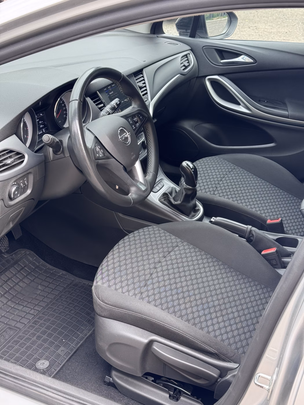 Opel Astra фото 11