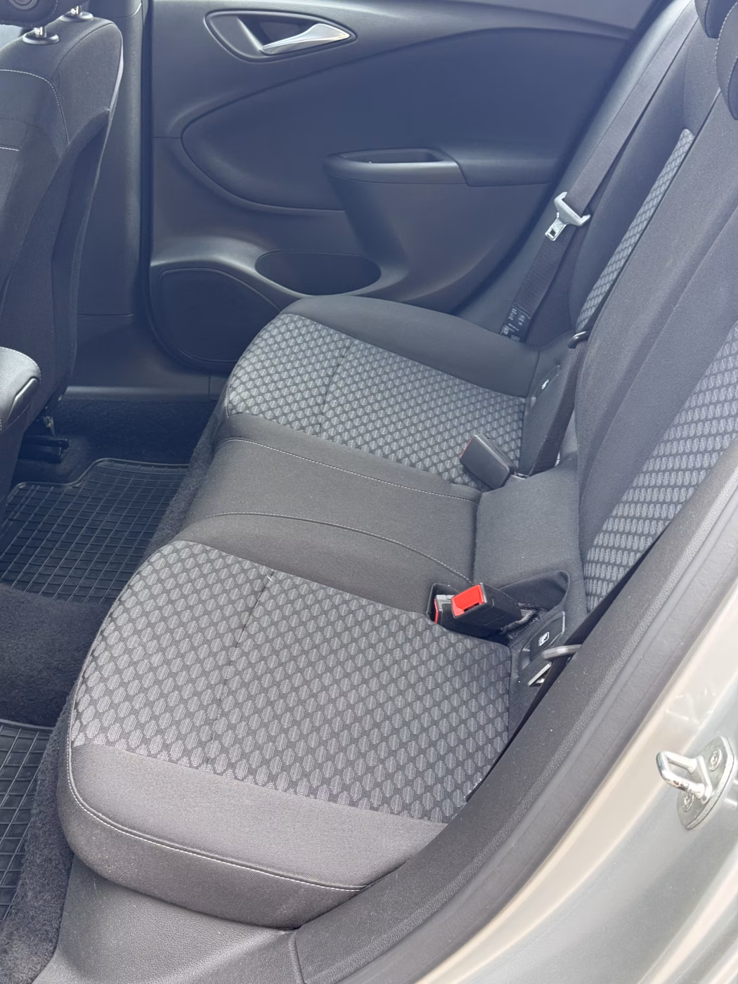 Opel Astra фото 17