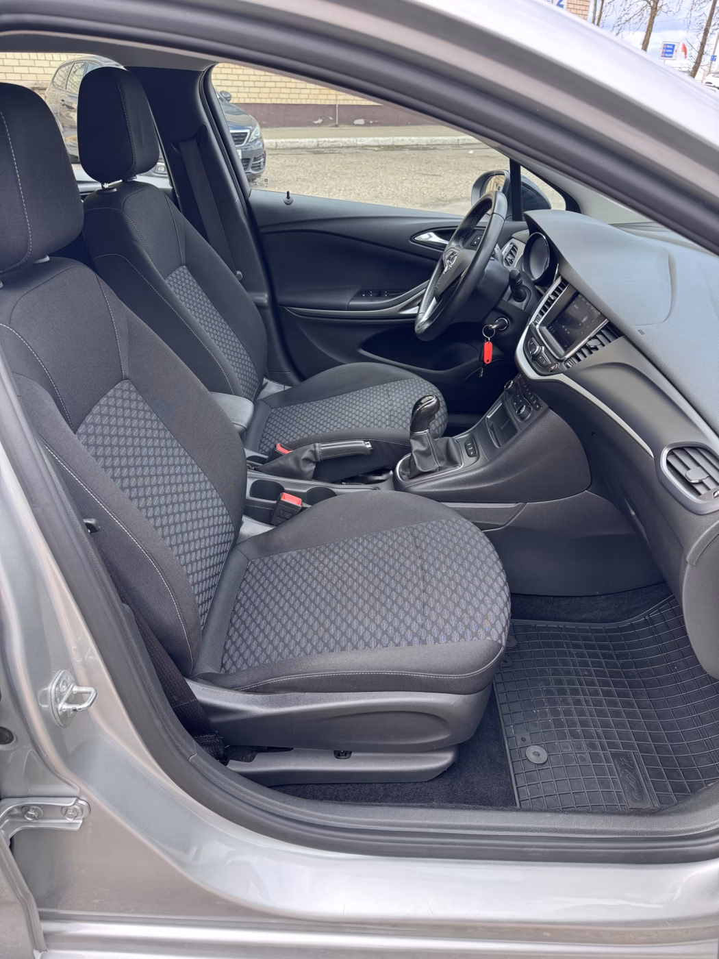 Opel Astra фото 16
