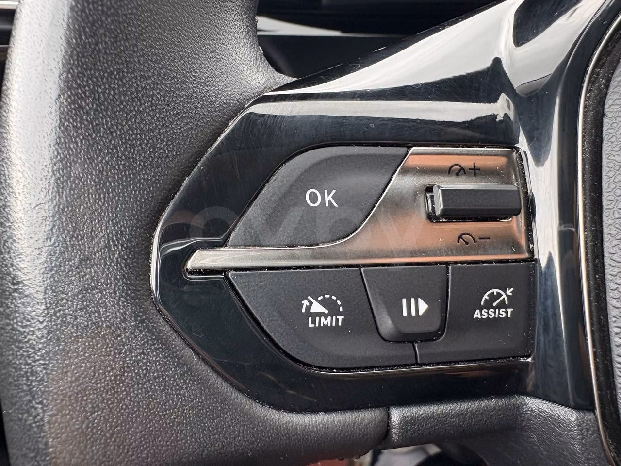 Peugeot 308 фото 7