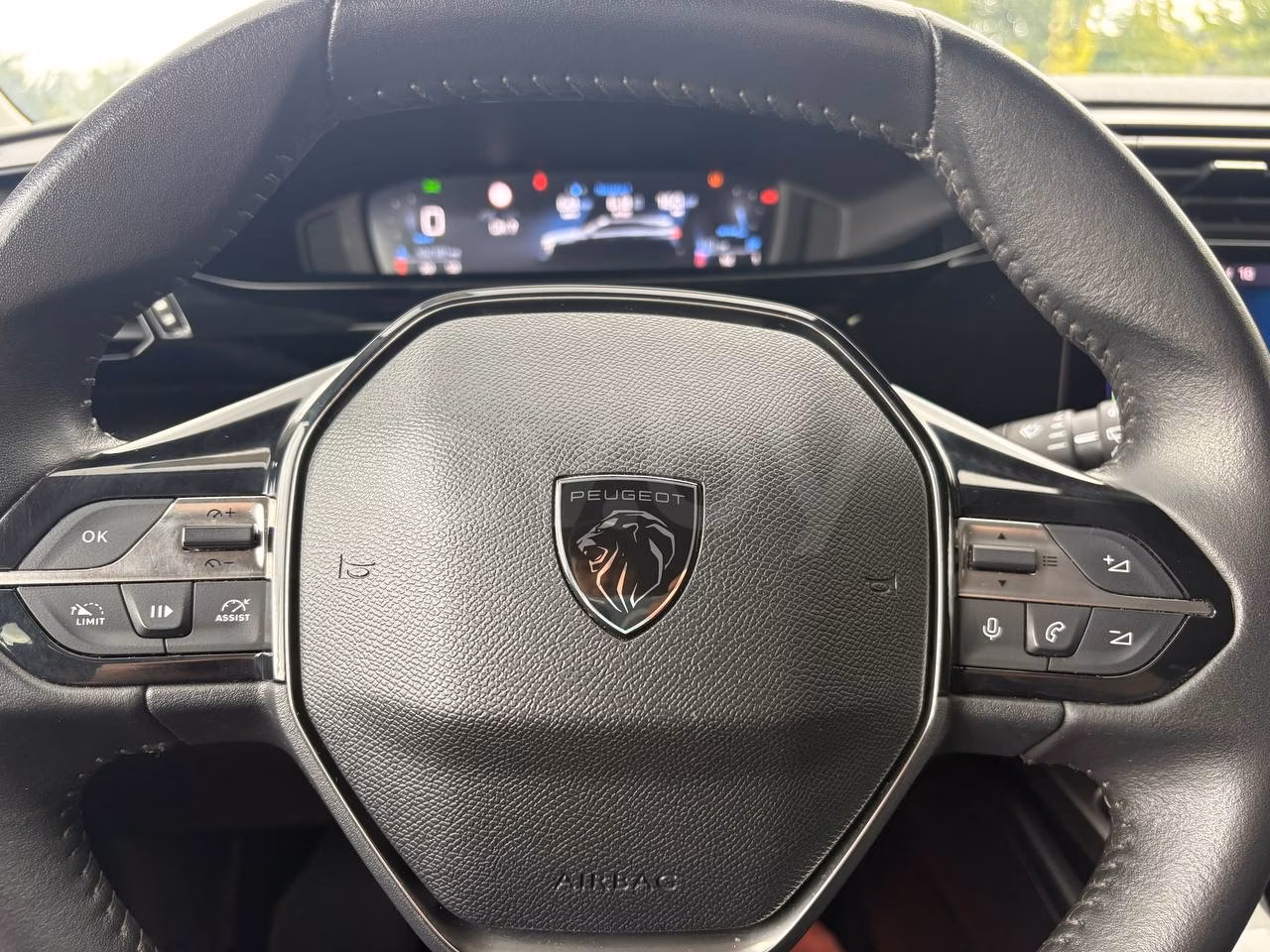 Peugeot 308 фото 14