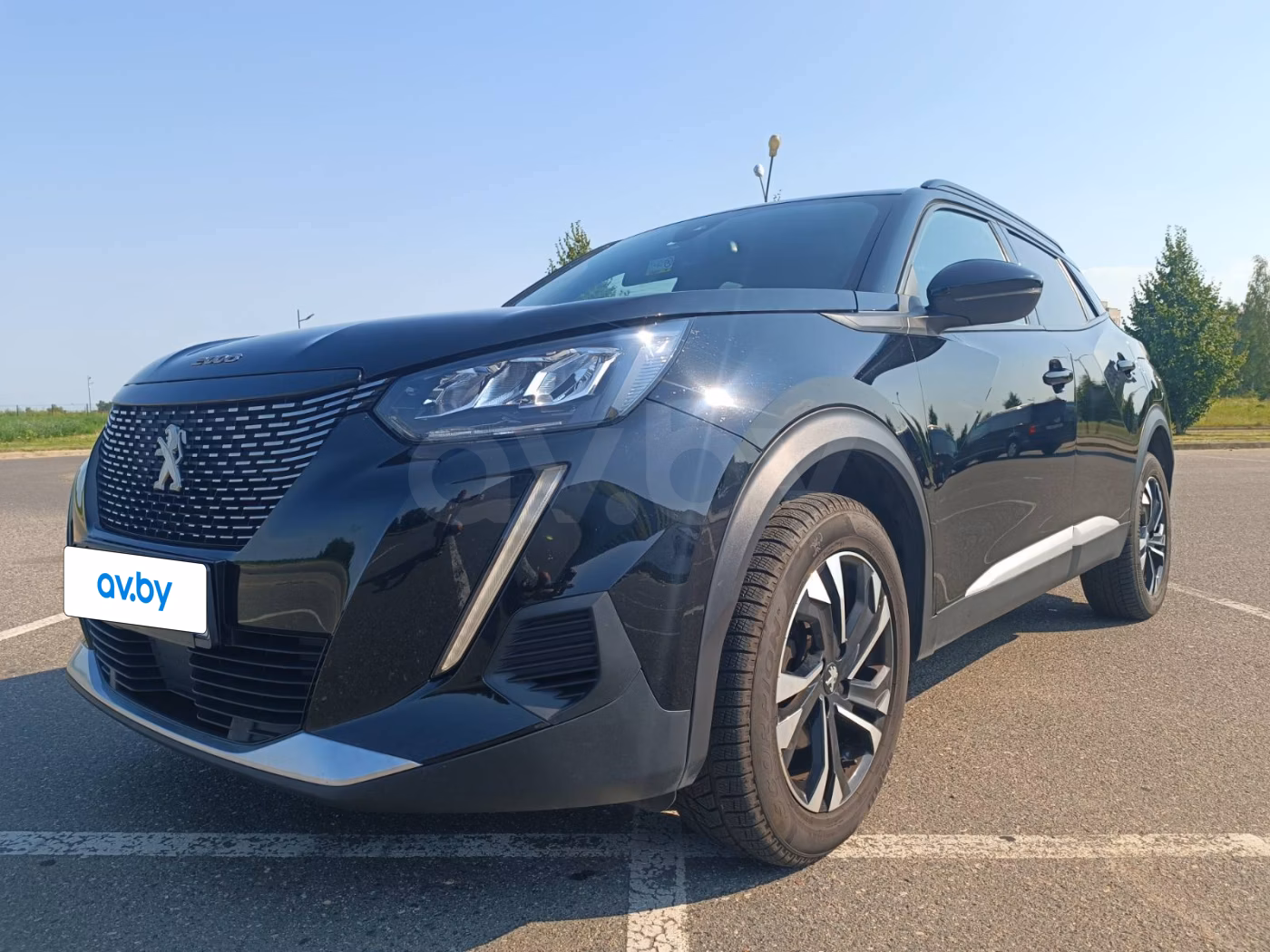 Peugeot 2008 фото 2
