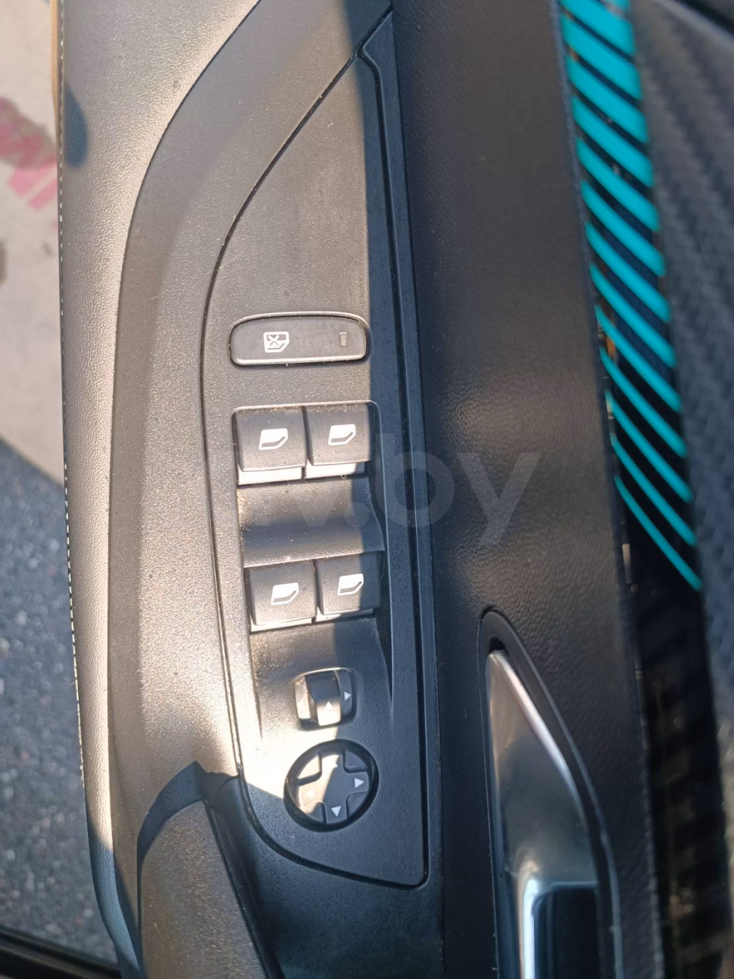 Peugeot 2008 фото 14