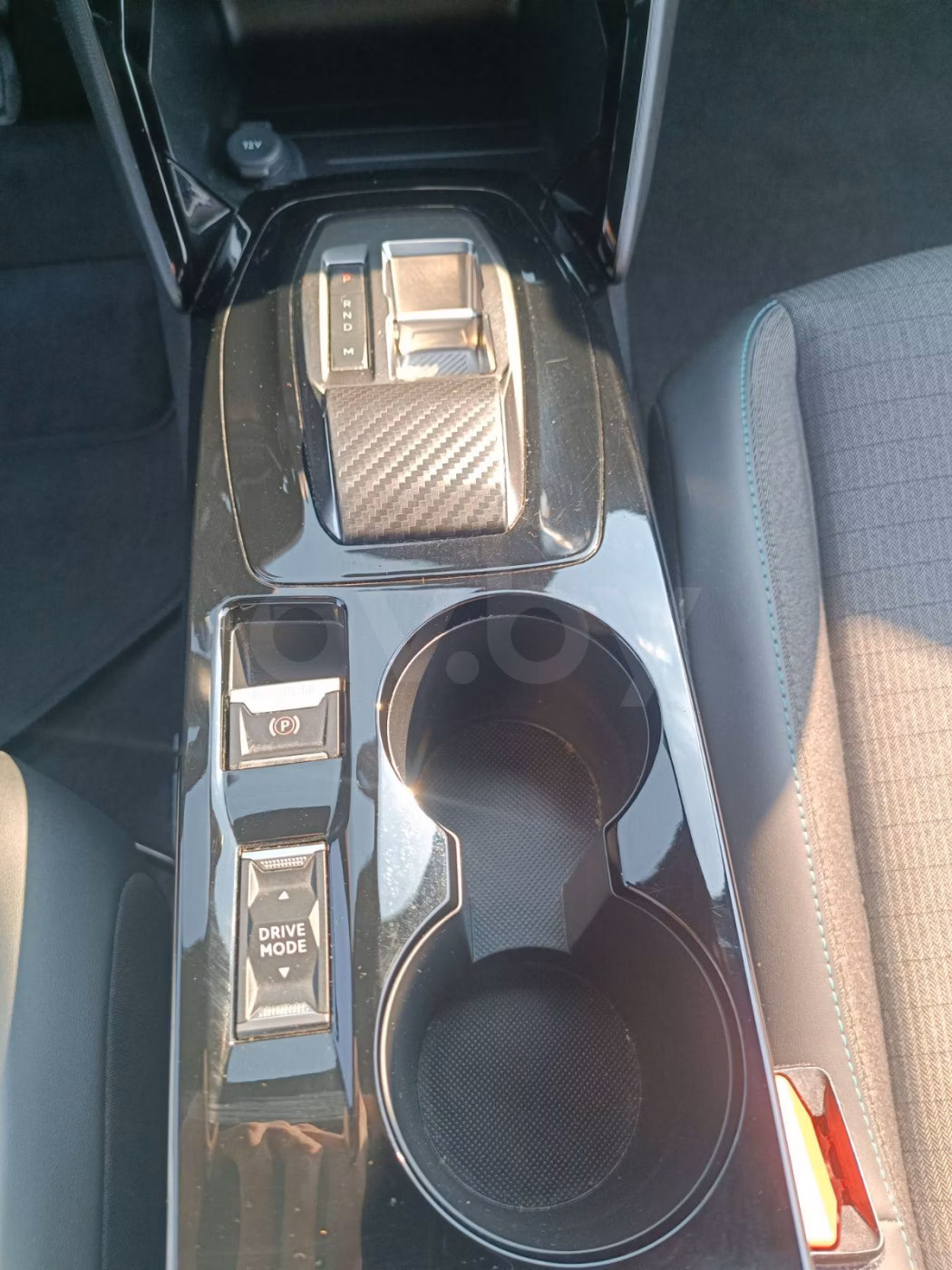 Peugeot 2008 фото 16