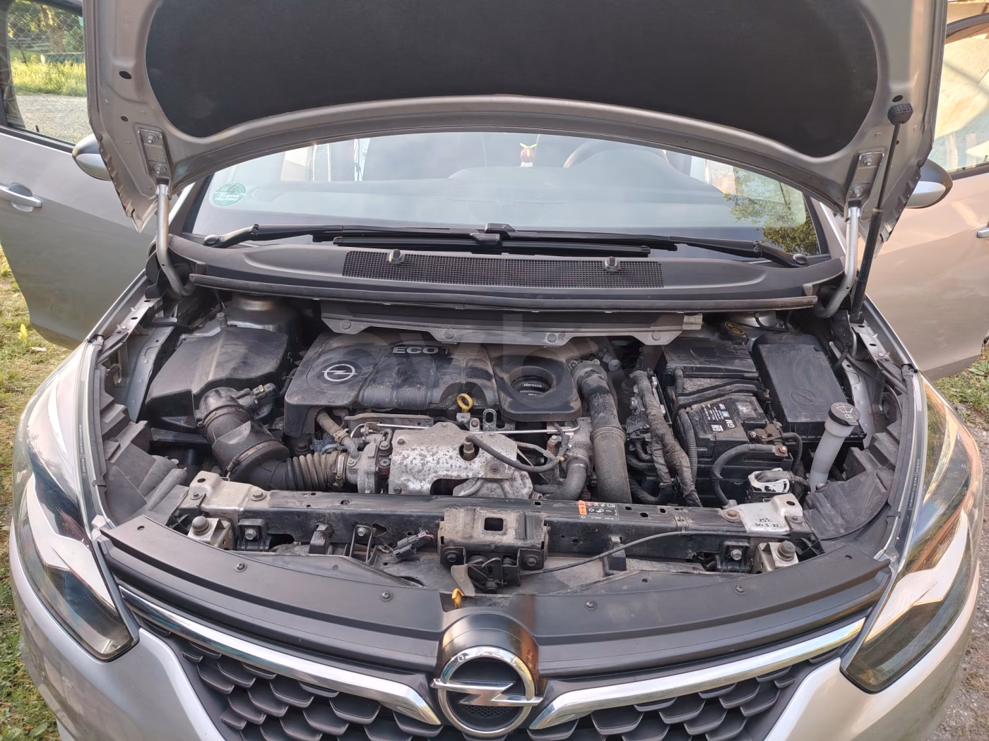 Opel Zafira фото 10
