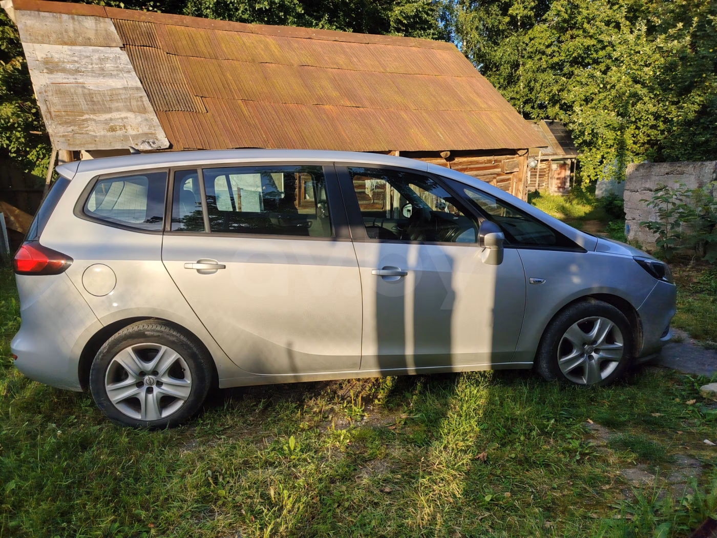 Opel Zafira фото 2