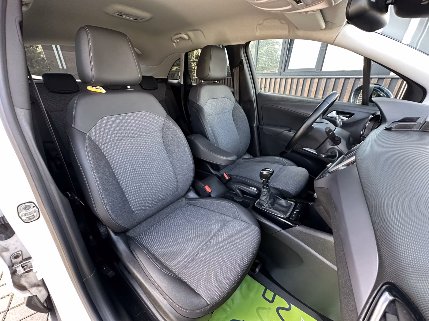 Opel Crossland X фото 13