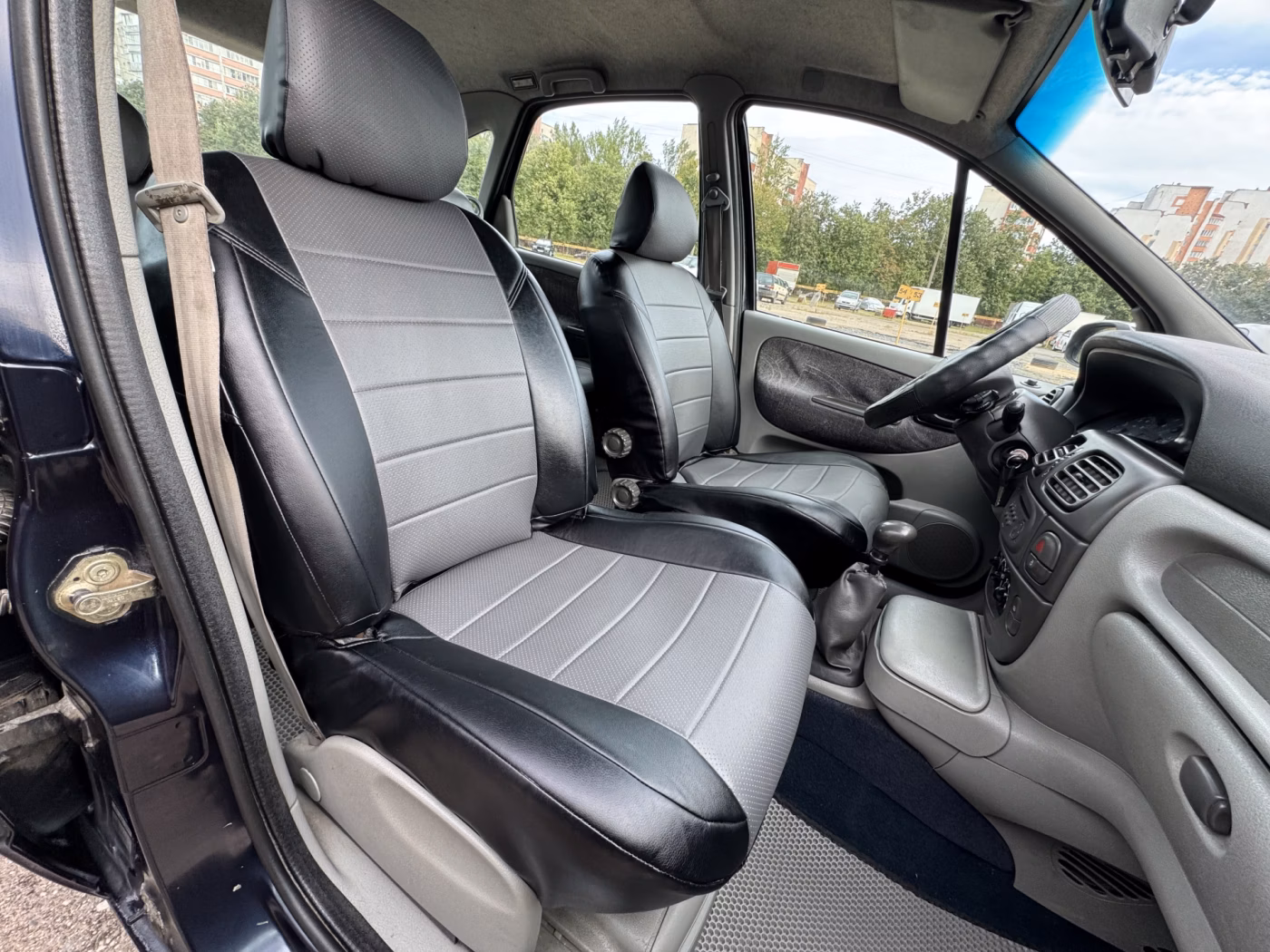 Renault Scenic фото 18