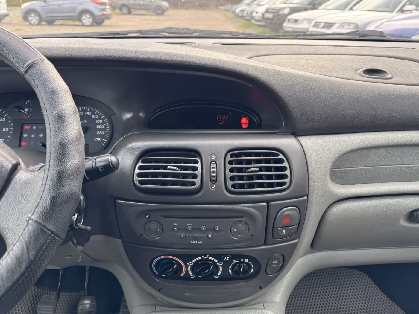 Renault Scenic фото 21
