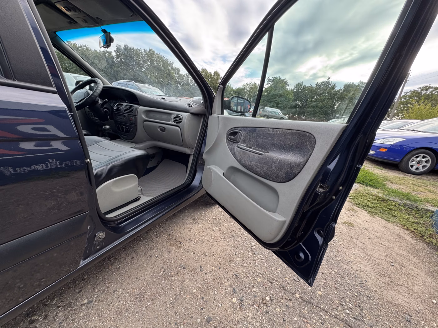 Renault Scenic фото 17