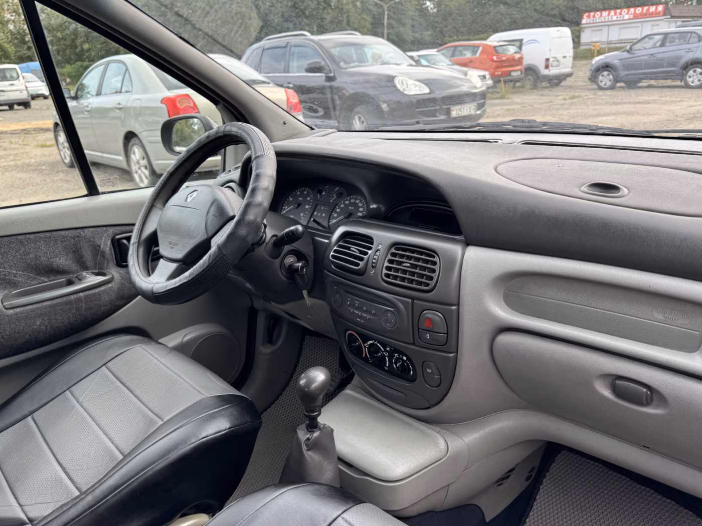 Renault Scenic фото 19