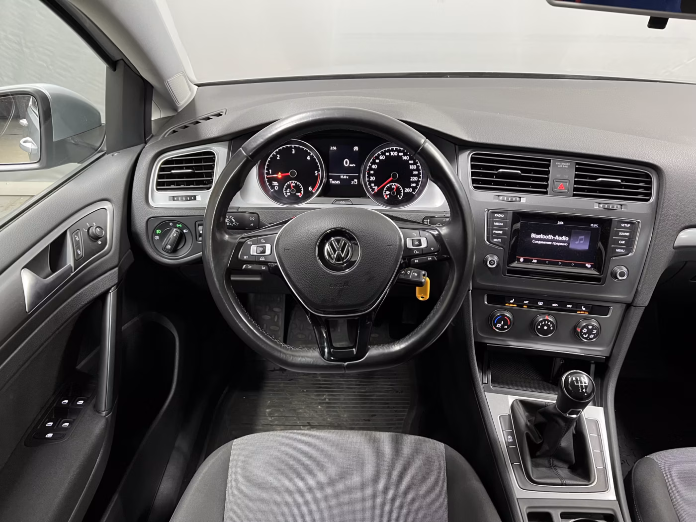 Volkswagen Golf фото 14