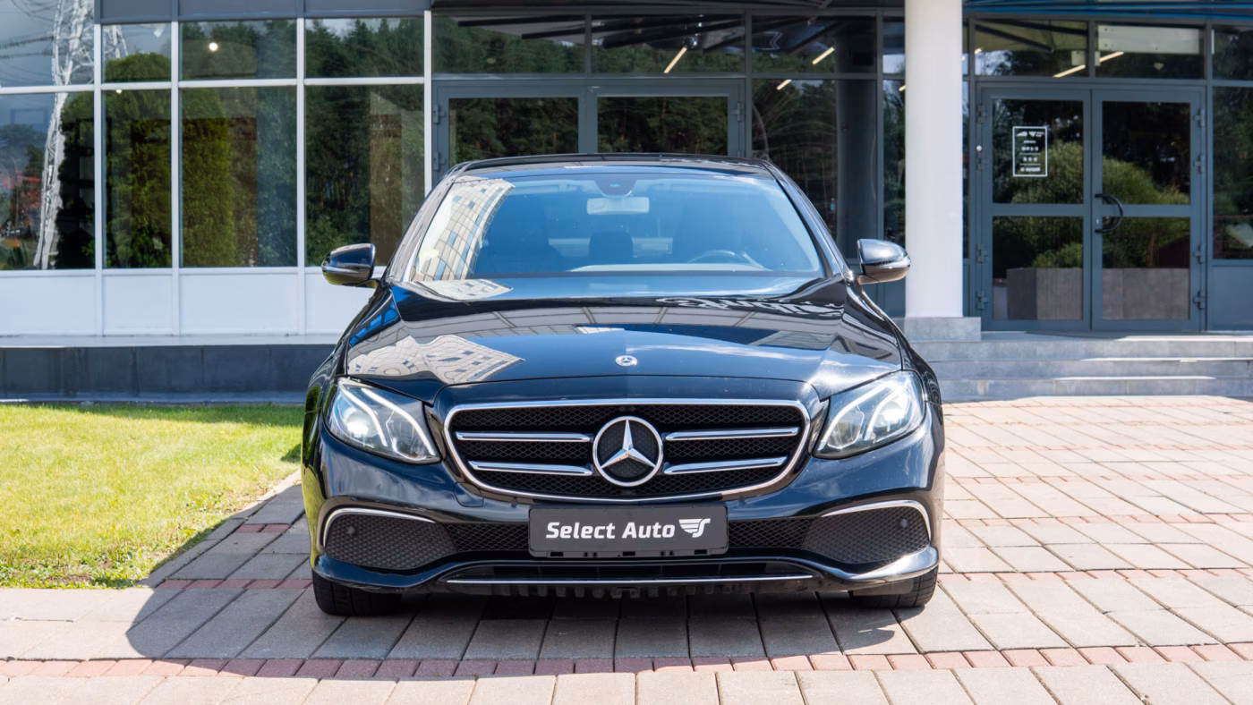 Mercedes-Benz E-Класс фото 2