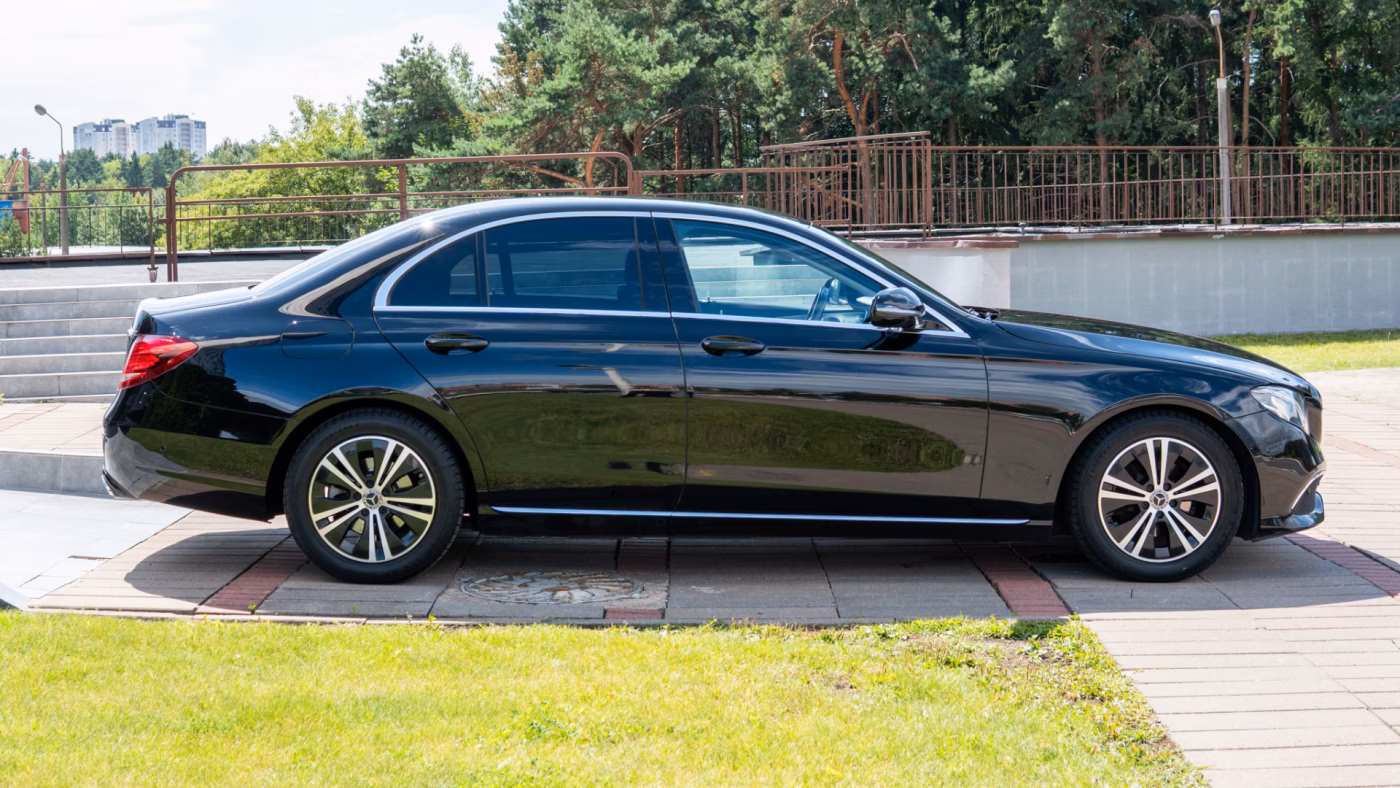 Mercedes-Benz E-Класс фото 4